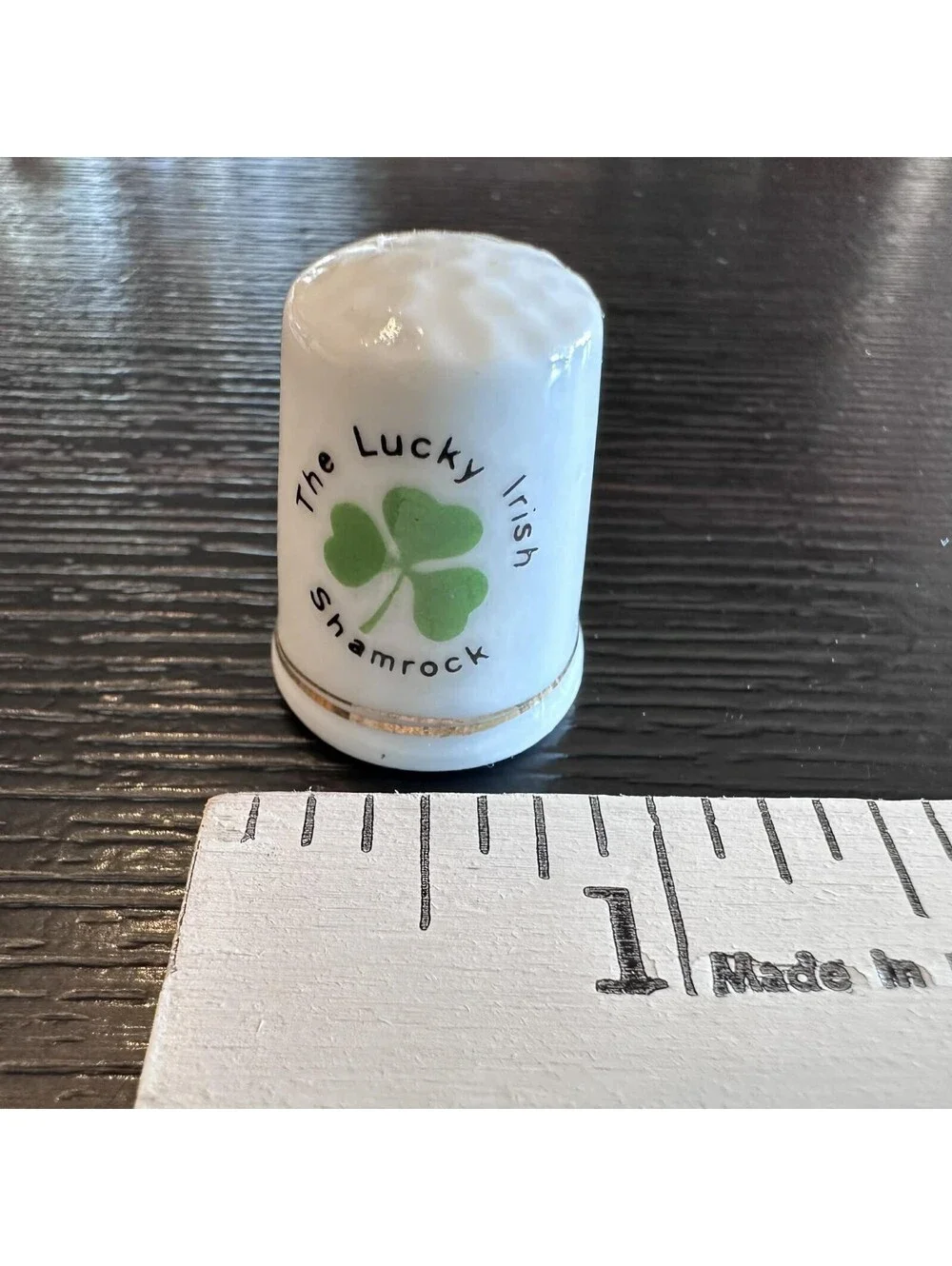 Vintage Irish Thimble The Lucky Irish Shamrock Clover Gold Trim Ceramic EUC